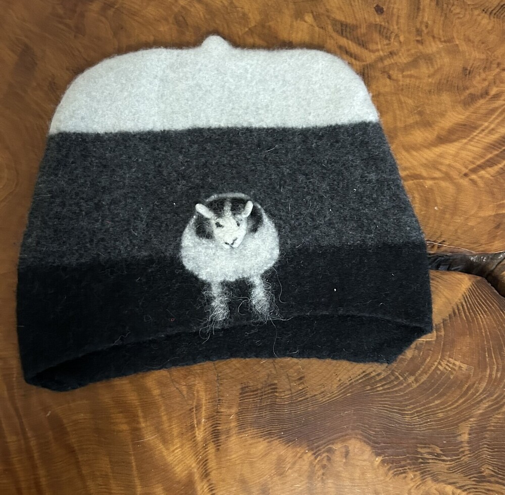 SES Design Iceland 100% Wool Sheep Beanie Gorpcore Ski Aesthetic Ombre Grey